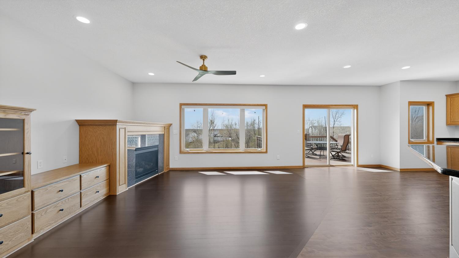 6389 Summit Pointe Road Northwest Rochester, MN 55901 - Photo 2 of 75