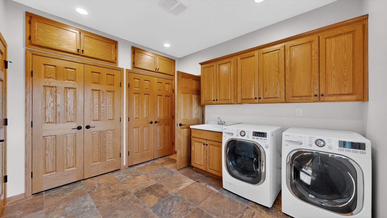 6389 Summit Pointe Road Northwest Rochester, MN 55901 - Photo 22 of 75