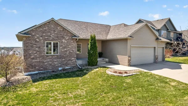 $649,900 | 6389 Summit Pointe Road Northwest, Rochester, MN 55901