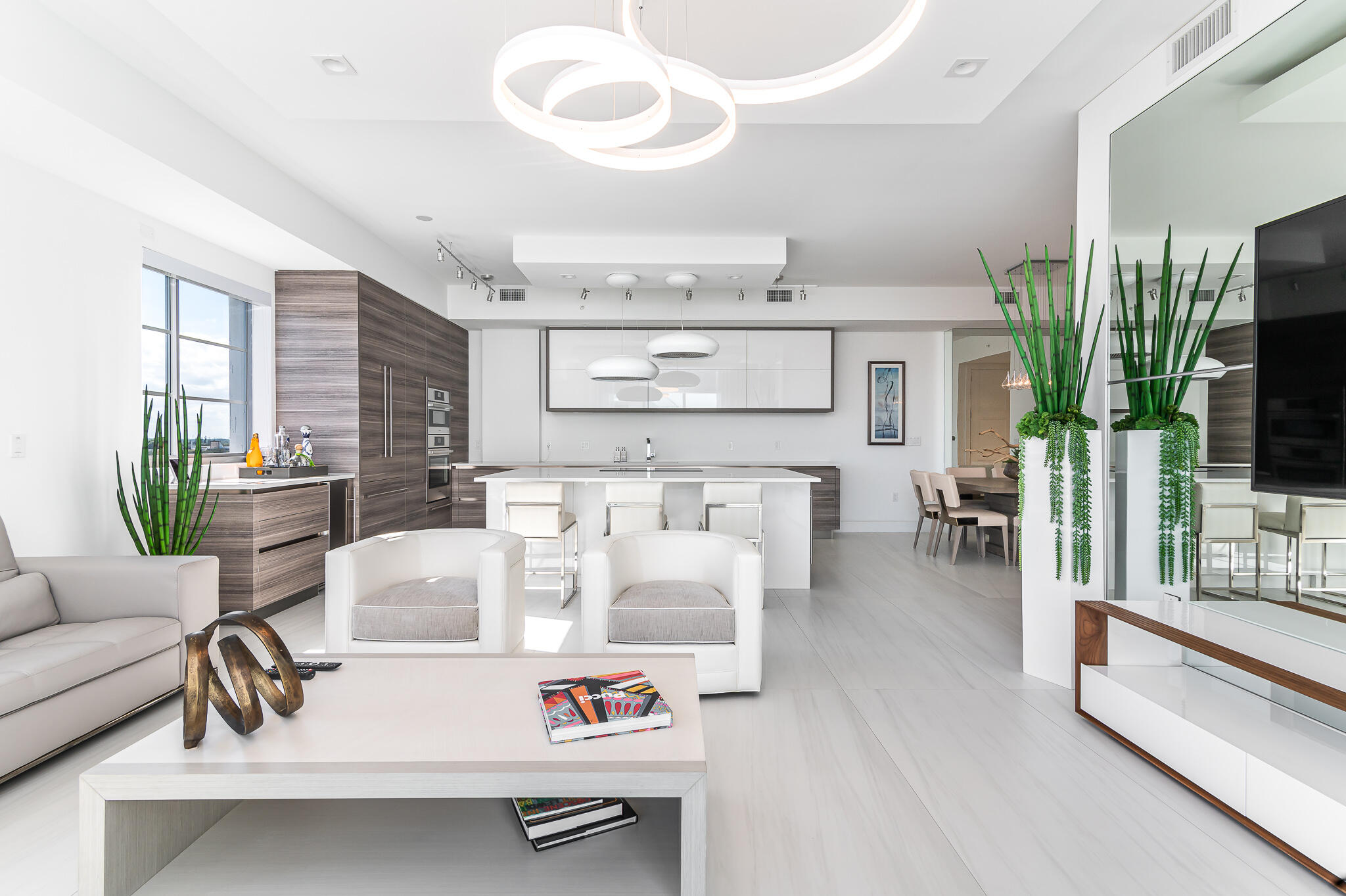 155 East Boca Raton Road, Unit 820 Boca Raton, FL 33432 - Photo 10 of 27 photo-3