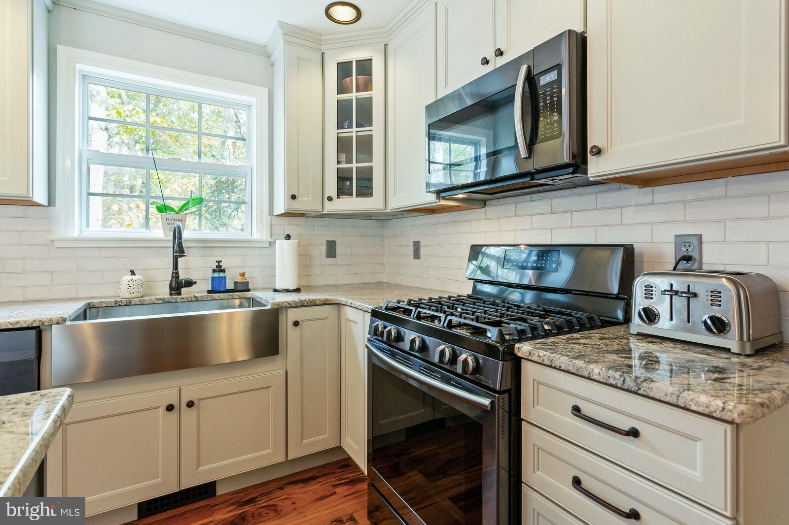 209 North Success Road Cream Ridge, NJ 08514 - Photo 11 of 43