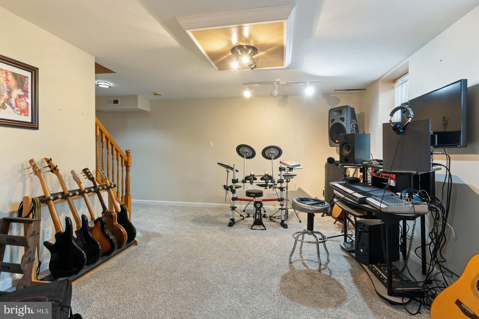 209 North Success Road Cream Ridge, NJ 08514 - Photo 36 of 43