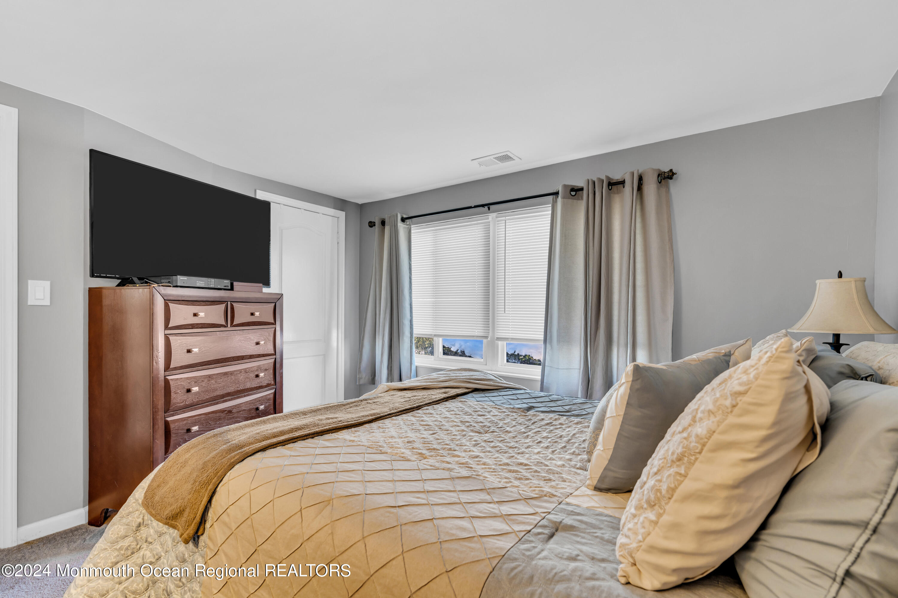 57 Forest Drive Jackson, NJ 08527 - Photo 20 of 31 022_dsc00041