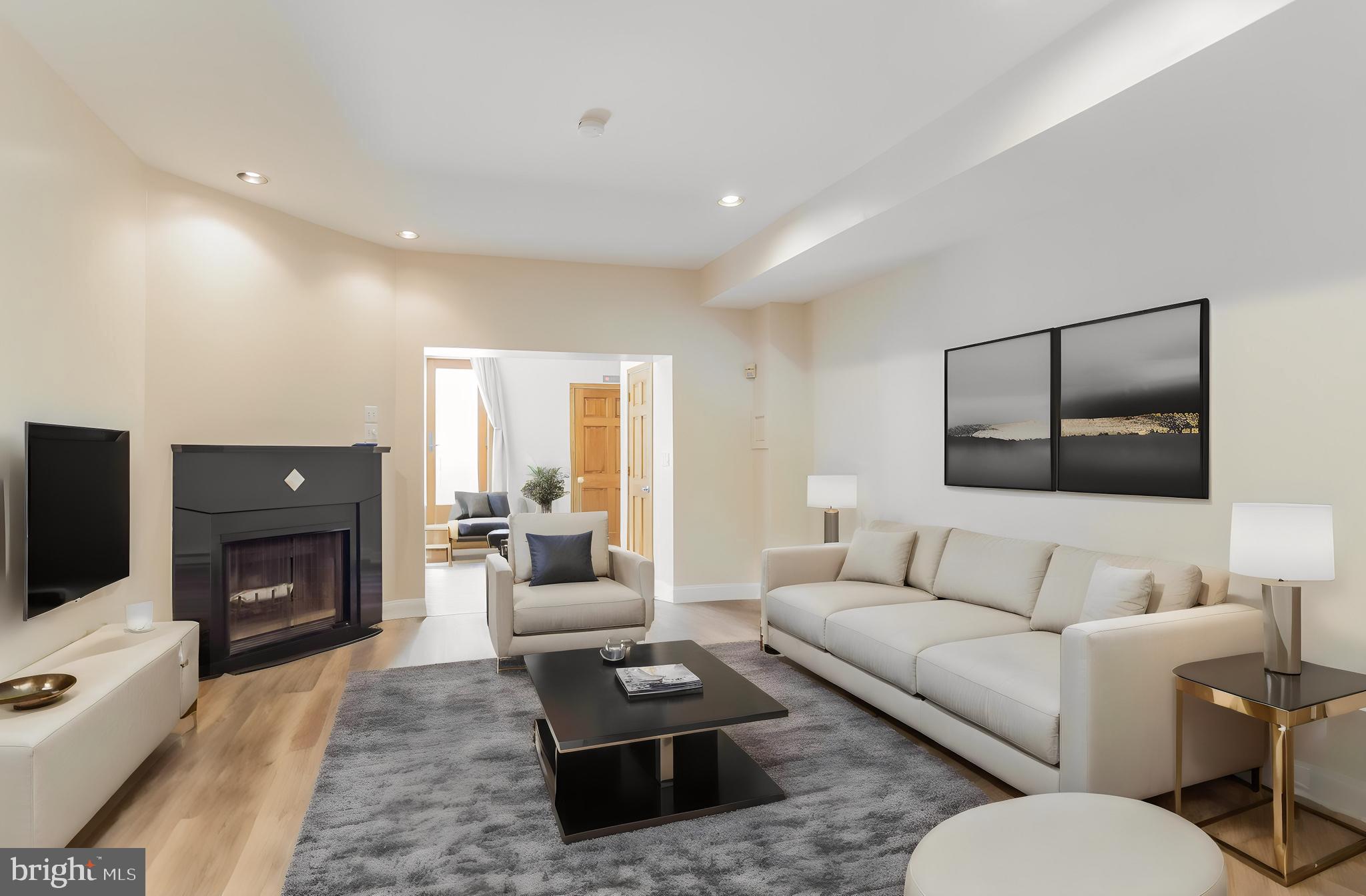 730 South Front Street, Unit R Philadelphia, PA 19147 - Photo 27 of 32 1st Fl. Family Room with Fireplace