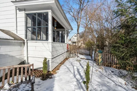$275,000 | 24 Pine Street, Greenfield, MA 01301
