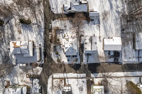 $275,000 | 24 Pine Street, Greenfield, MA 01301