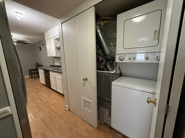 $1,750 | 259 Stoneybrook Lane, Unit 2B, Bloomingdale, IL 60108
