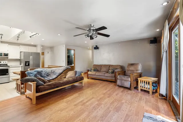 $795,000 | 4630 143rd Place Southwest, Lynnwood, WA 98087