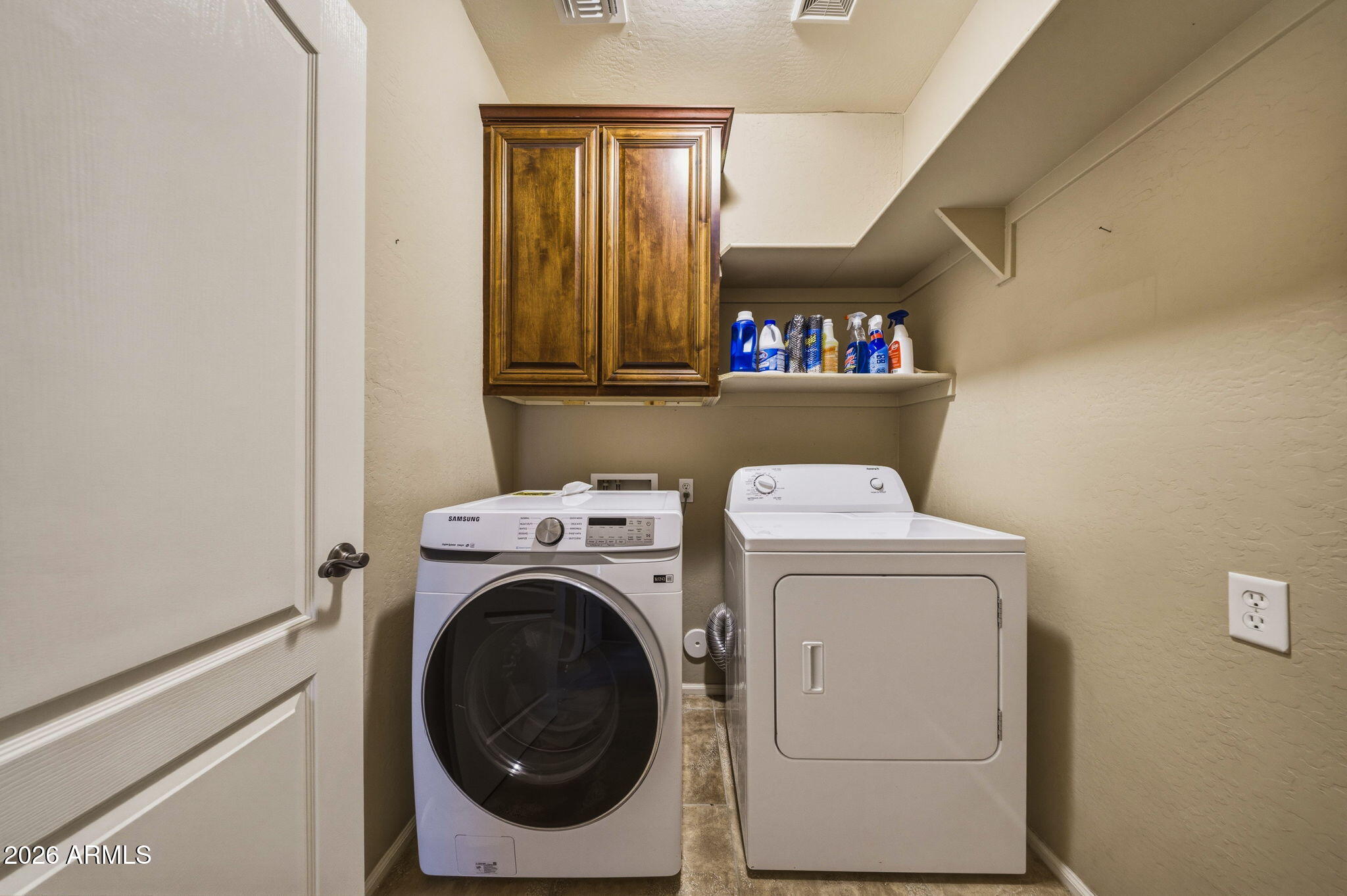 11 West Cooper Canyon Road San Tan Valley, AZ 85143 - Photo 21 of 31 a utility room with dryer and washer