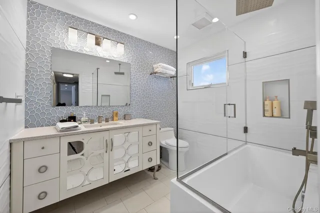 $5,200 | 10 Whitlock Street, Plainview, NY 11803