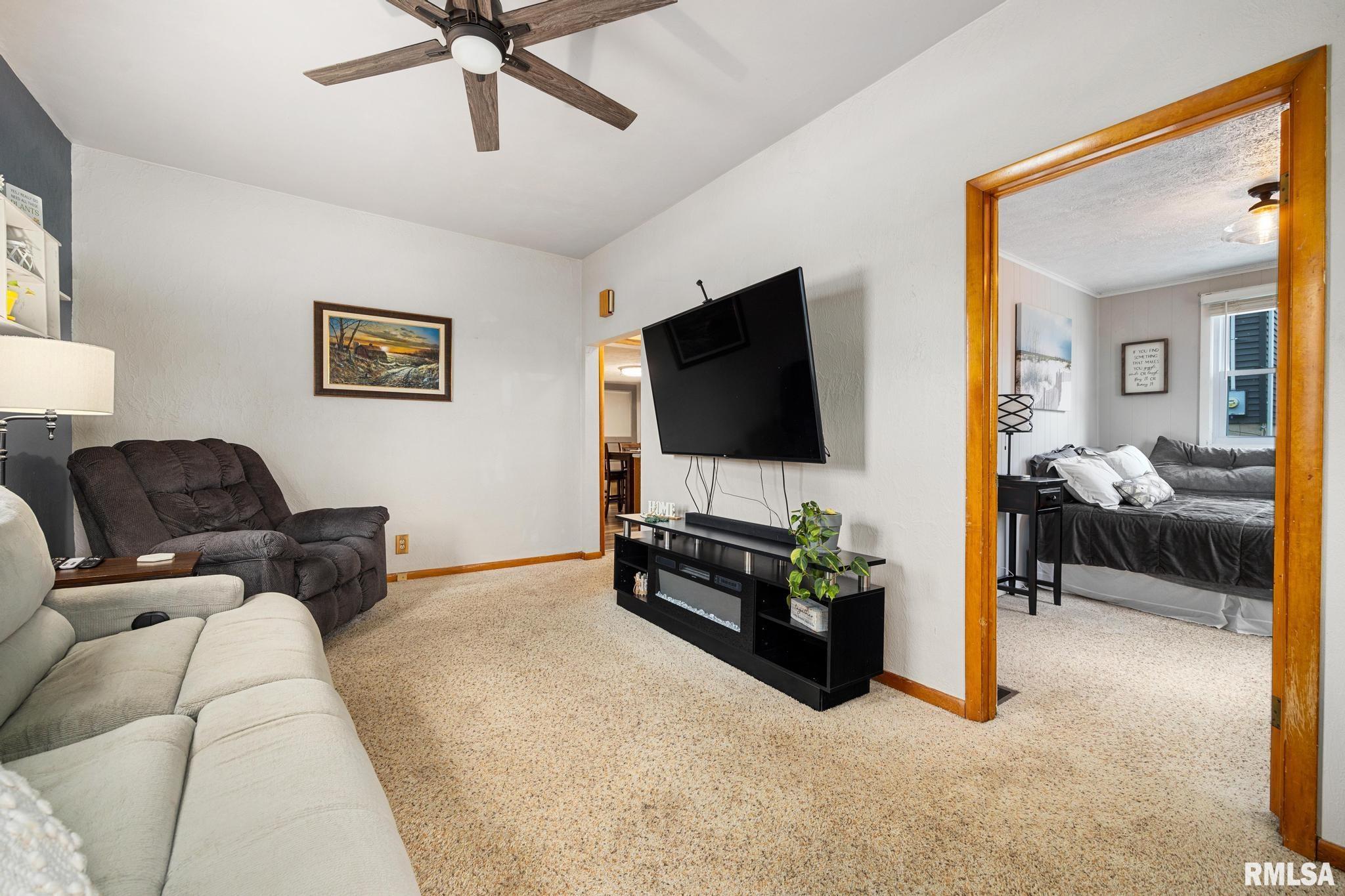 706 North State Street Roanoke, IL 61561 - Photo 13 of 34