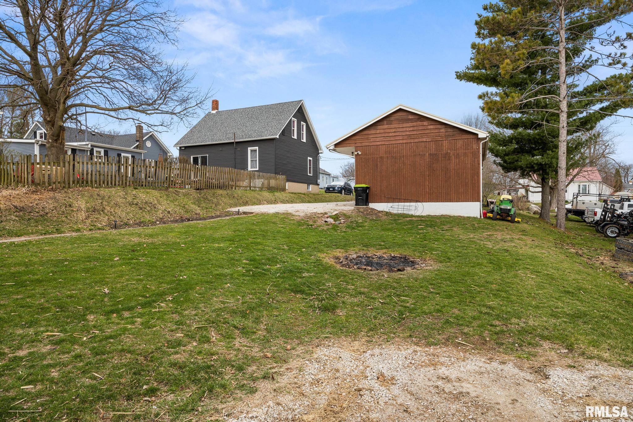 706 North State Street Roanoke, IL 61561 - Photo 30 of 34