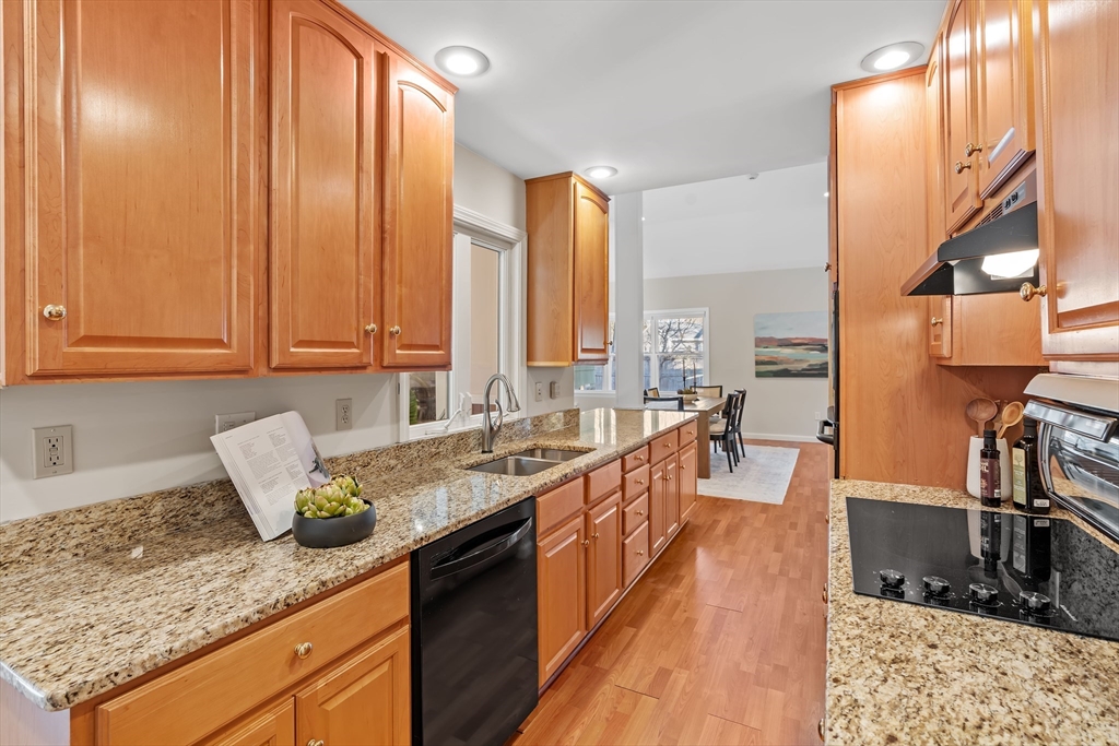 29 Longfellow Road Sudbury, MA 01776 - Photo 10 of 32 Gallery Image 10
