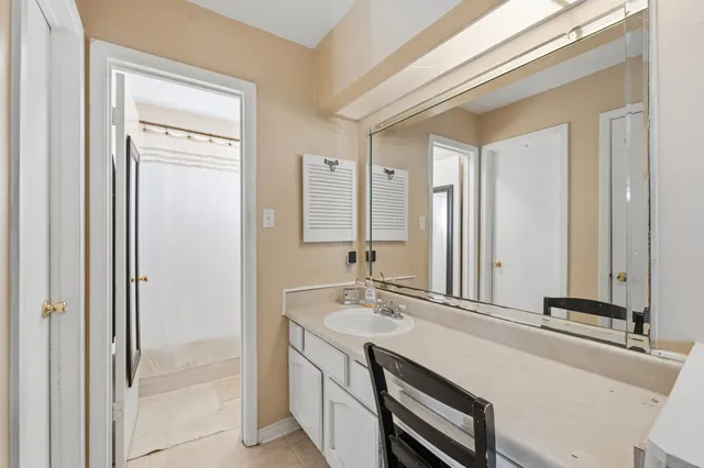 $259,900 | 9806 Cassowary Drive, Conroe, TX 77385