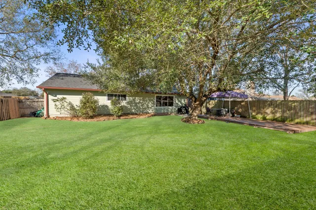 $259,900 | 9806 Cassowary Drive, Conroe, TX 77385