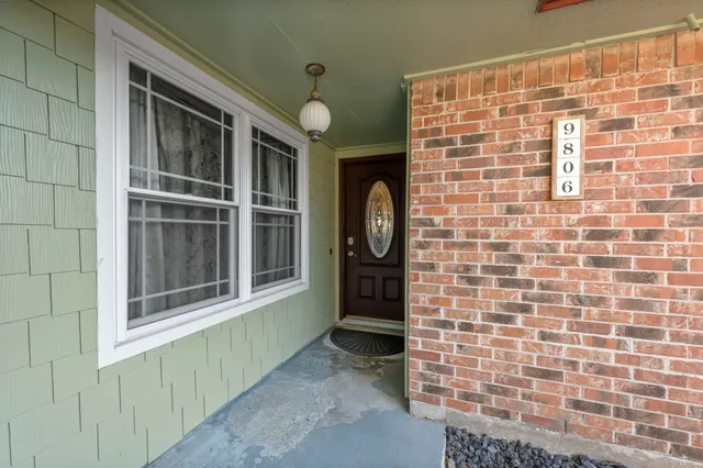 $259,900 | 9806 Cassowary Drive, Conroe, TX 77385