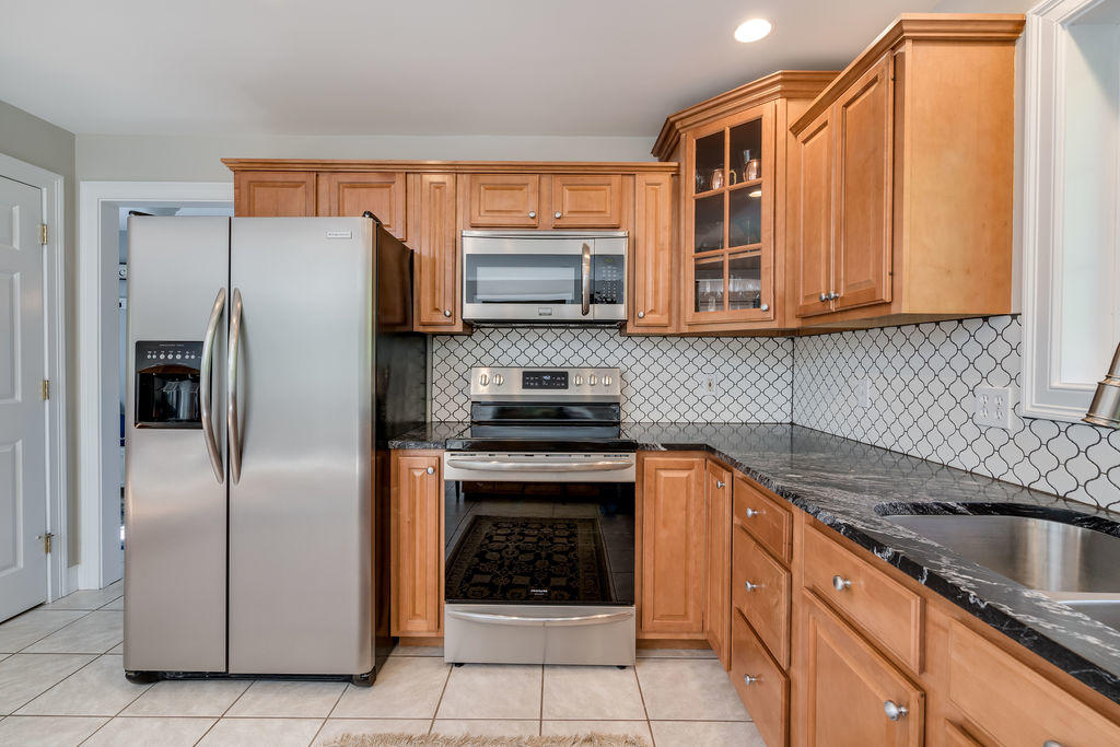 6 Lockland Drive Windham, ME 04062 - Photo 13 of 31 017_6locklanddrwindham-4