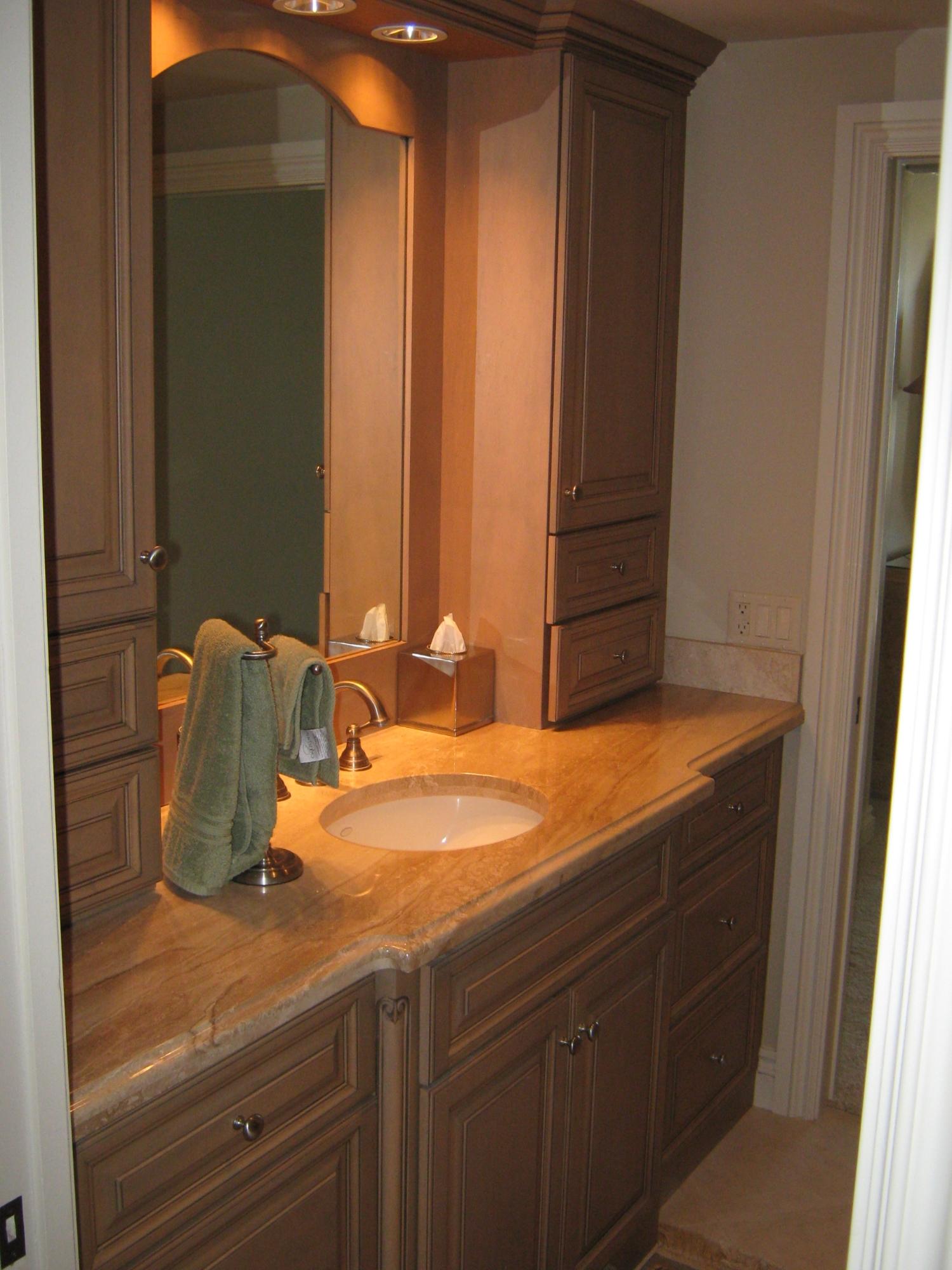 19670 South Beach Road, Unit PHB4 Jupiter, FL 33469 - Photo 25 of 35 a bathroom with a sink and a mirror