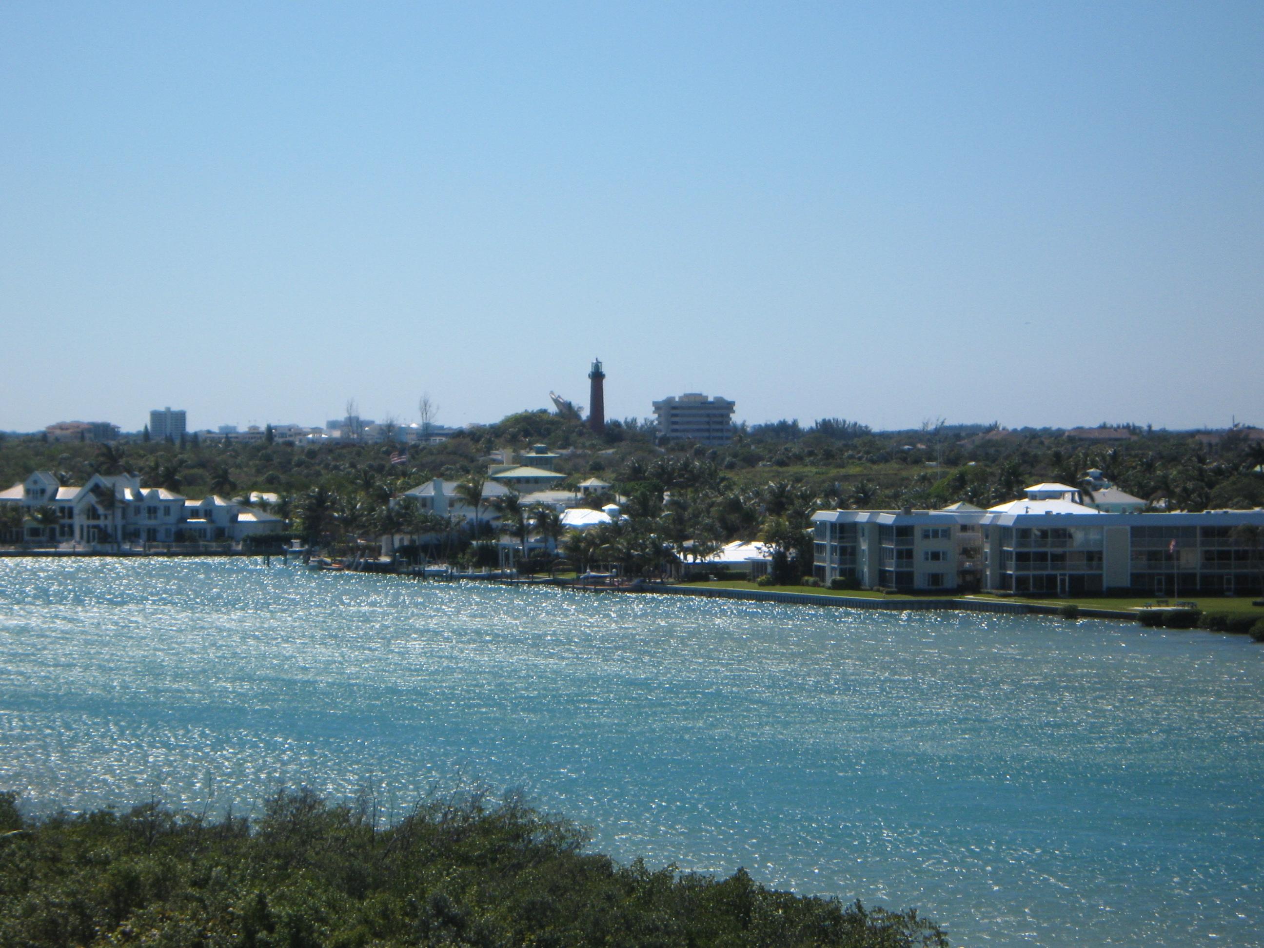 19670 South Beach Road, Unit PHB4 Jupiter, FL 33469 - Photo 8 of 35 a view of a lake with houses