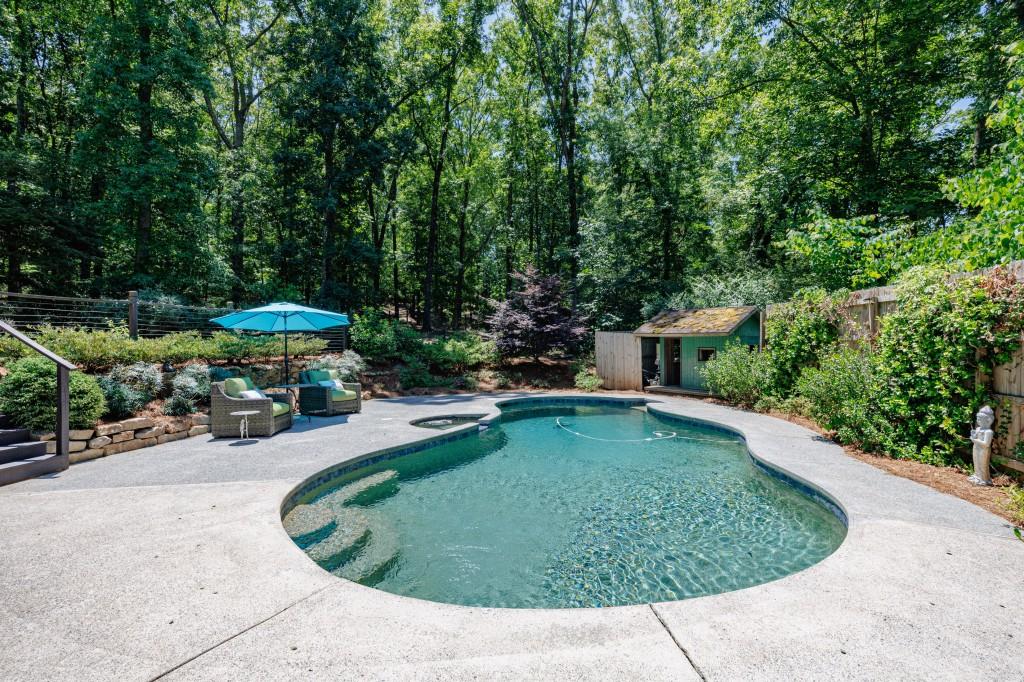 950 Jones Road Roswell, GA 30075 - Photo 46 of 62