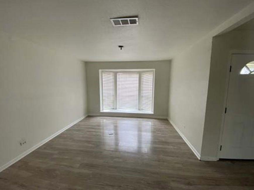 6410 Ingram Road San Antonio, TX 78238 - Photo 6 of 20 Gallery Image 6