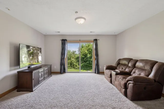 $485,000 | 51823 Birch Avenue, Rush City, MN 55069