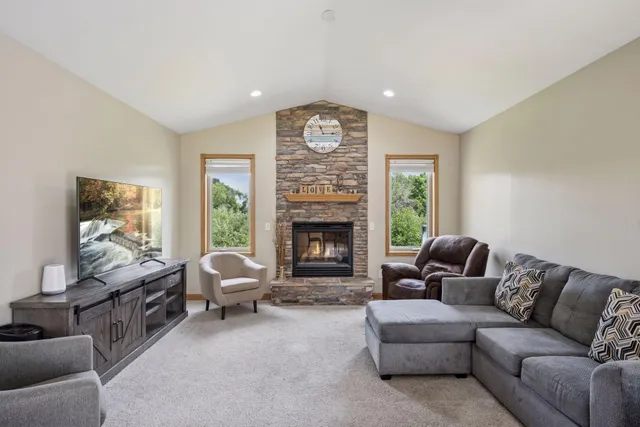 $485,000 | 51823 Birch Avenue, Rush City, MN 55069