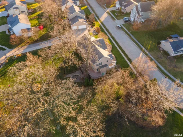 $675,000 | 2891 Grandview Drive, Bettendorf, IA 52722