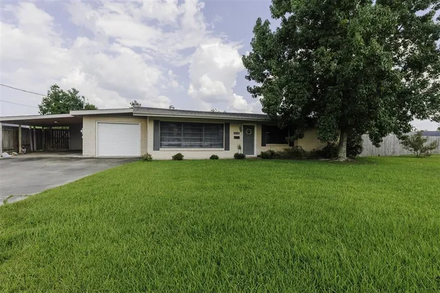 $184,900 | 4115 Heyd Avenue, Lake Charles, LA 70605