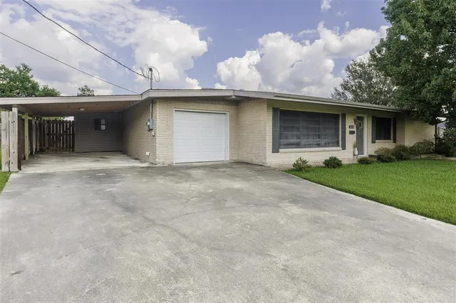 $184,900 | 4115 Heyd Avenue, Lake Charles, LA 70605