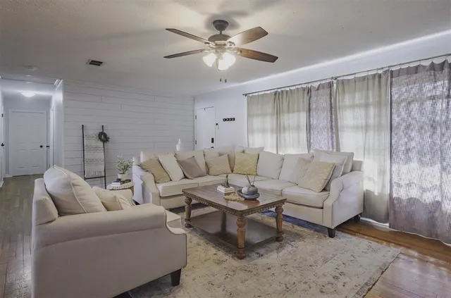 $184,900 | 4115 Heyd Avenue, Lake Charles, LA 70605