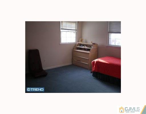 273 Dallas Road North Brunswick, NJ 08902 - Photo 6 of 7 Gallery Image 6