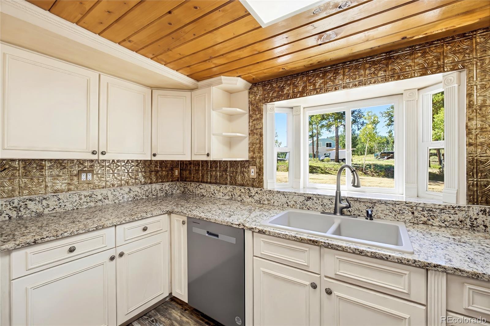33511 Nova Road Pine, CO 80470 - Photo 17 of 50 Gallery Image 17