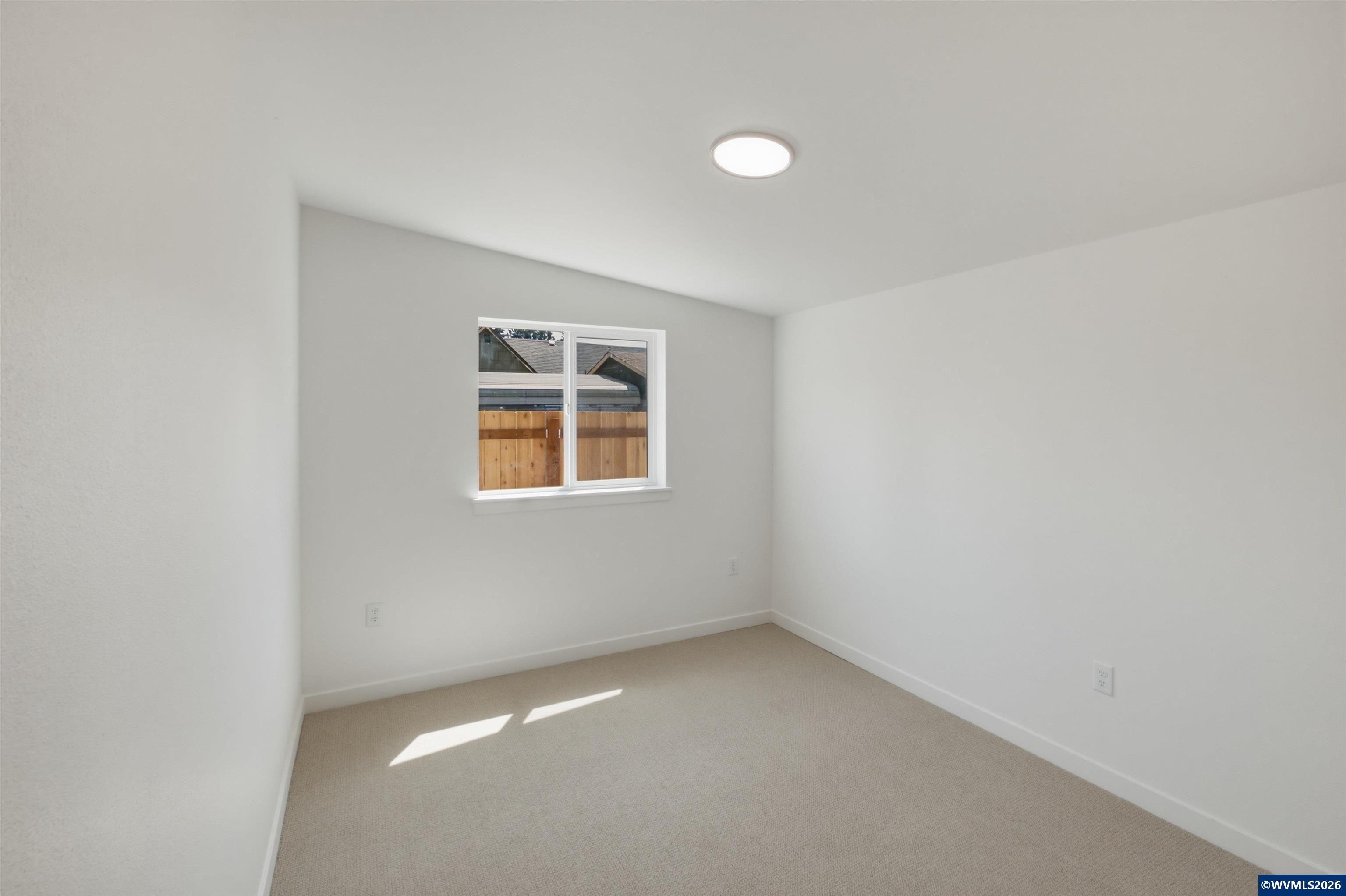 2705 Fisher Road Northeast Salem, OR 97305 - Photo 25 of 35 Gallery Image 25