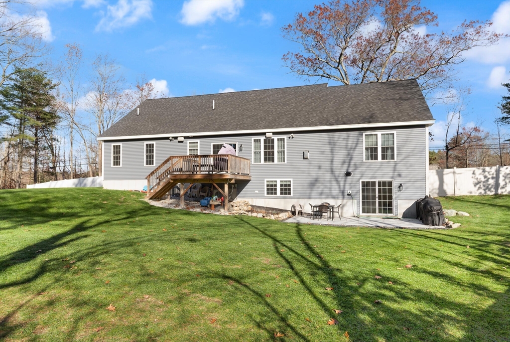 44 Methuen Road Dracut, MA 01826 - Photo 40 of 42 Gallery Image 40