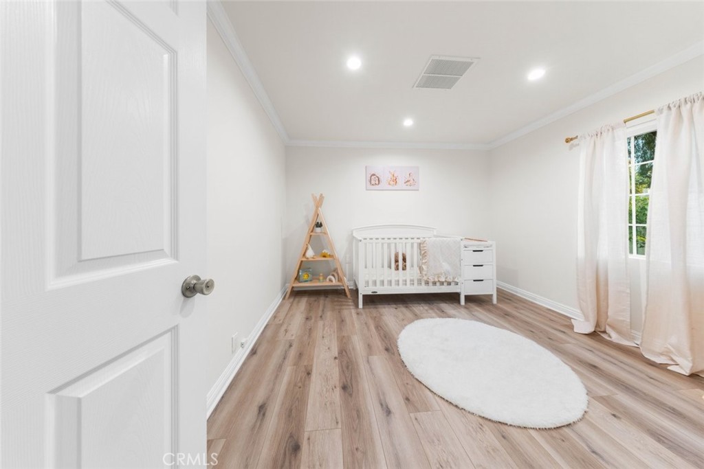 10554 Plainview Avenue Tujunga, CA 91042 - Photo 26 of 56