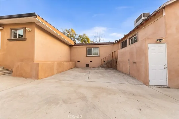 $1,100,000 | 10554 Plainview Avenue, Tujunga, CA 91042