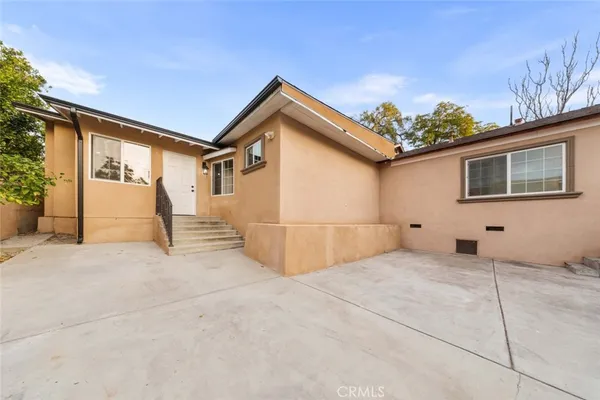$1,100,000 | 10554 Plainview Avenue, Tujunga, CA 91042