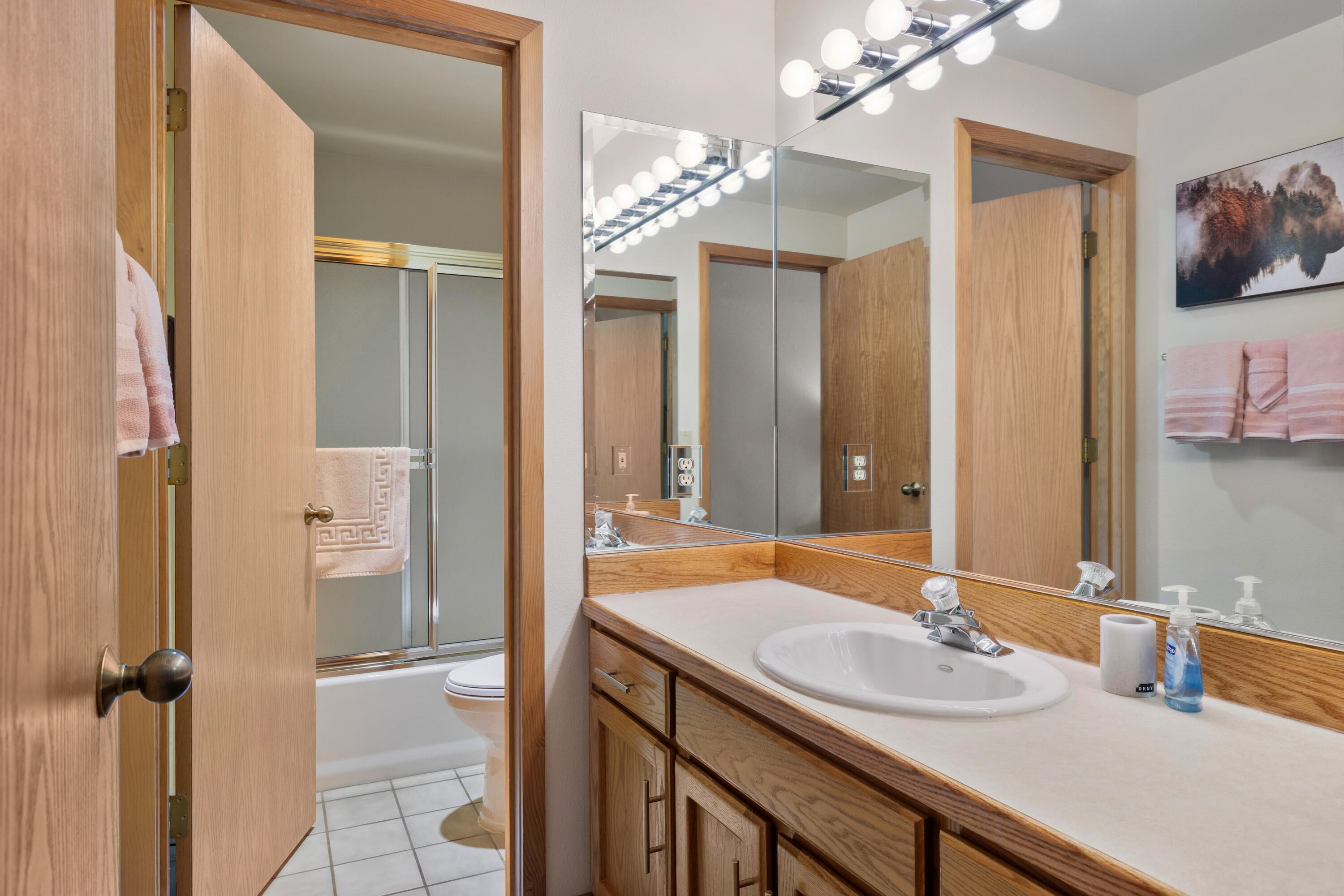 17760 West Core Road, Unit 16 Sunriver, OR 97707 - Photo 16 of 41 17-1871_250320_JILLROSELL