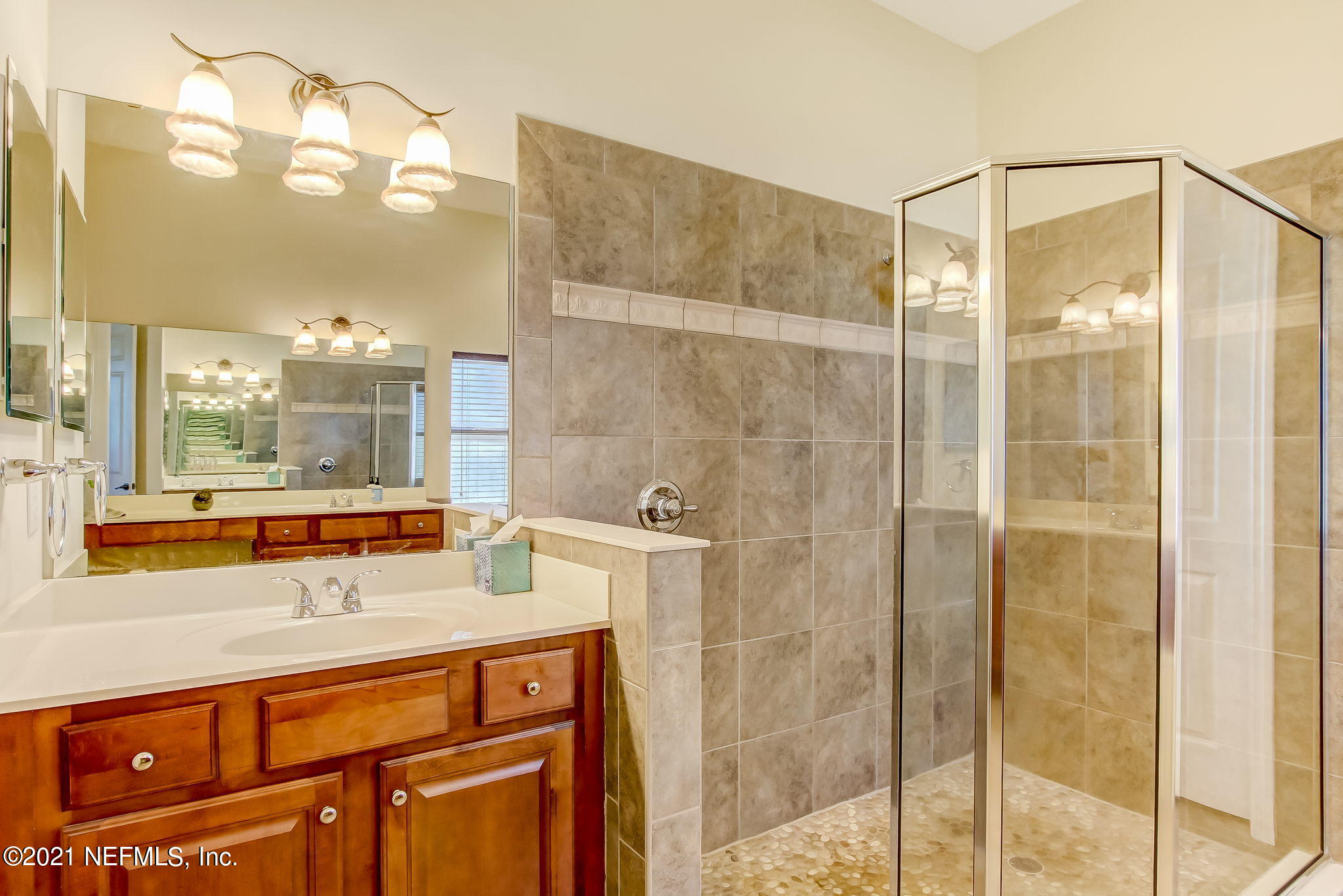 659 Porta Rosa Circle St. Augustine, FL 32092 - Photo 37 of 108 Master Bathroom