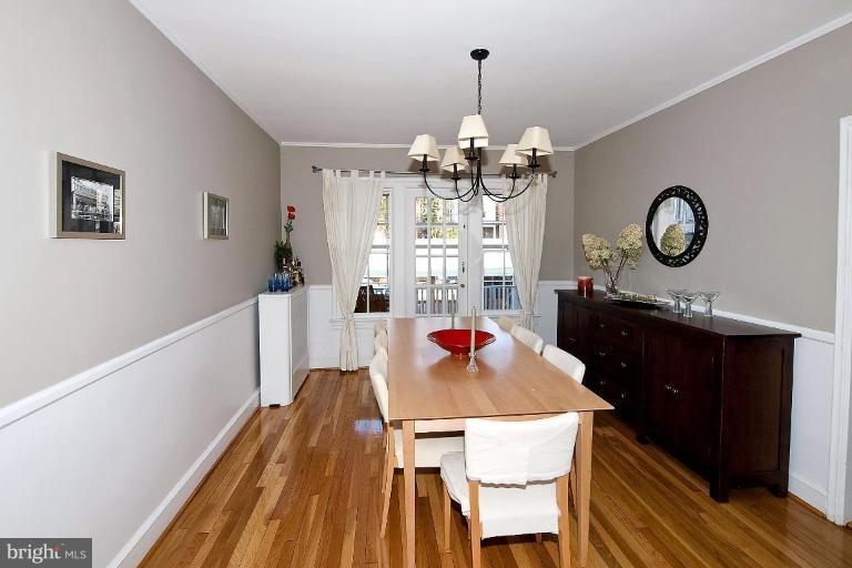3711 Reservoir Road Northwest Washington, DC 20007 - Photo 3 of 6 Dining Room