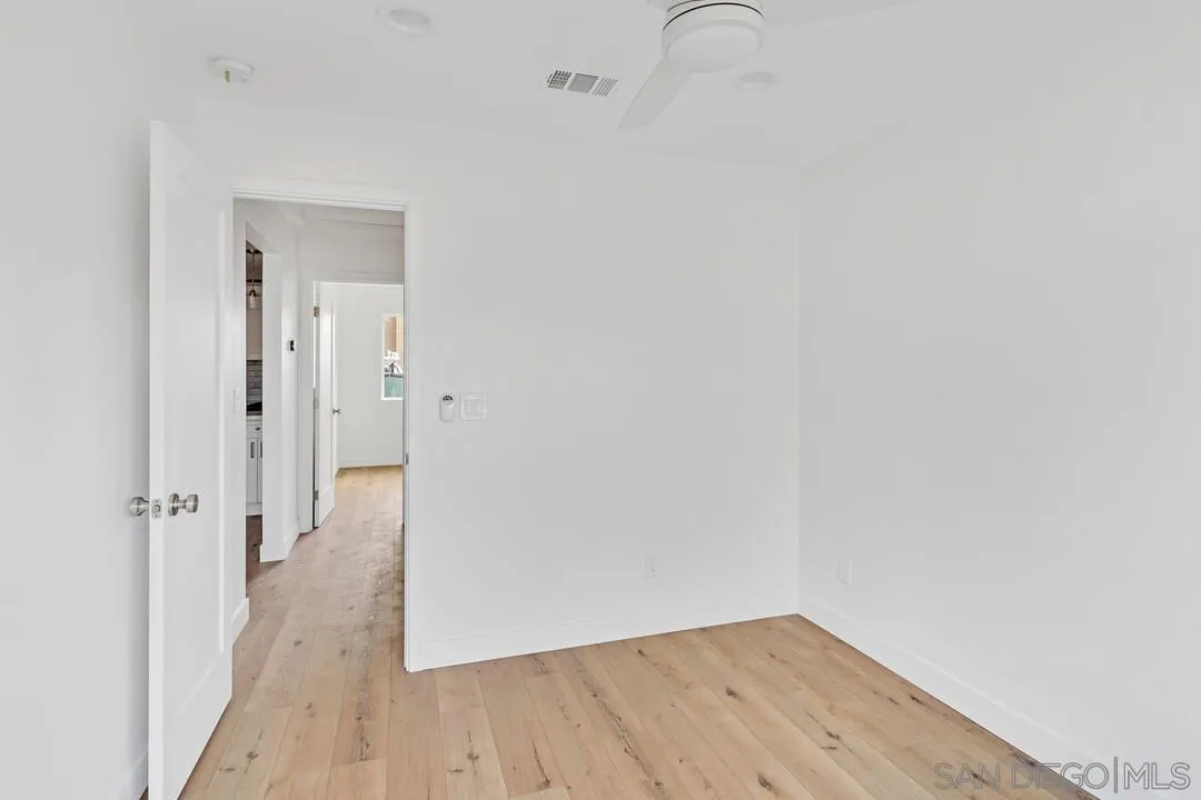 4922 Muir Avenue San Diego, CA 92107 - Photo 16 of 69