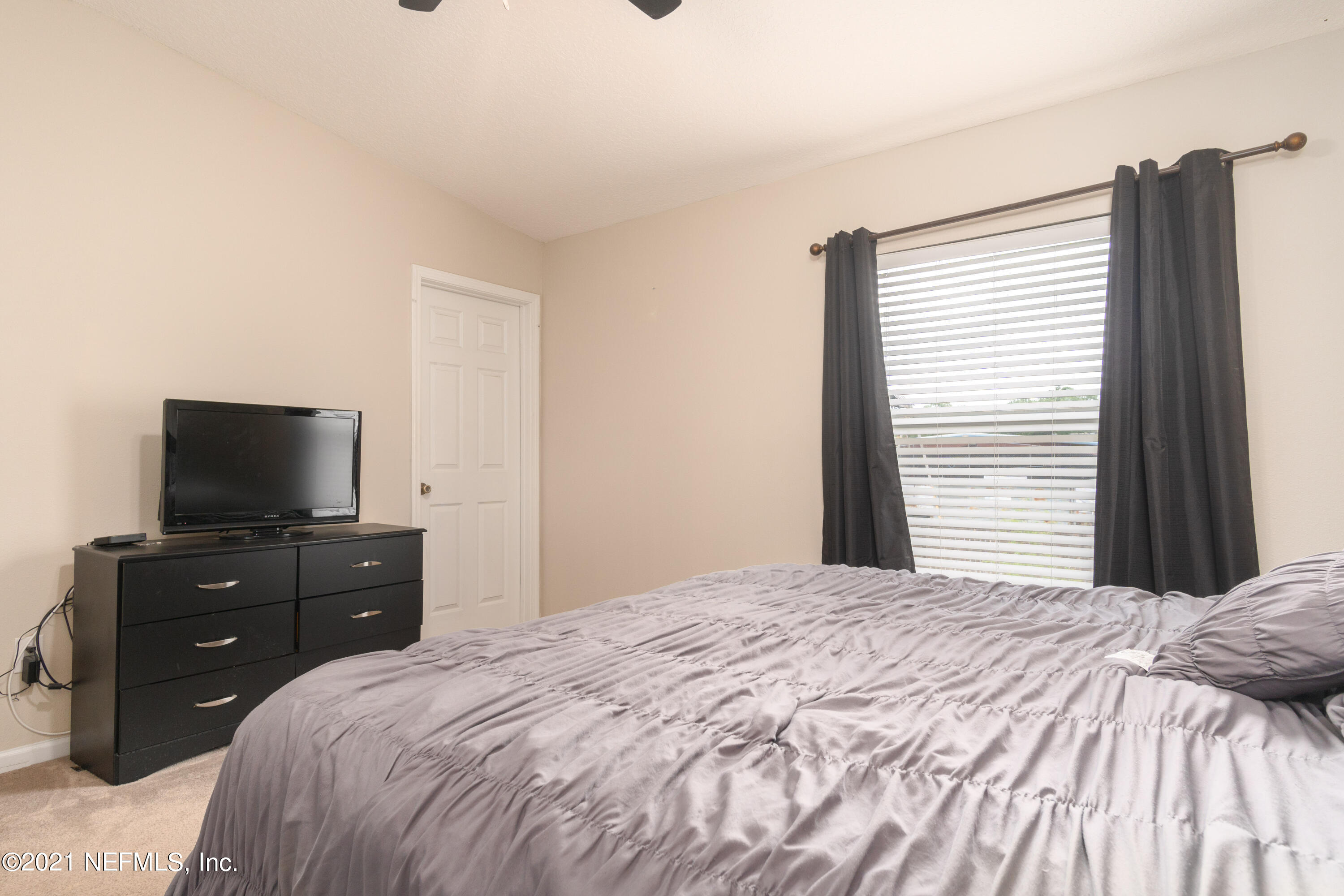 6402 Shortleaf Place Jacksonville, FL 32244 - Photo 22 of 38 Owner's Suite