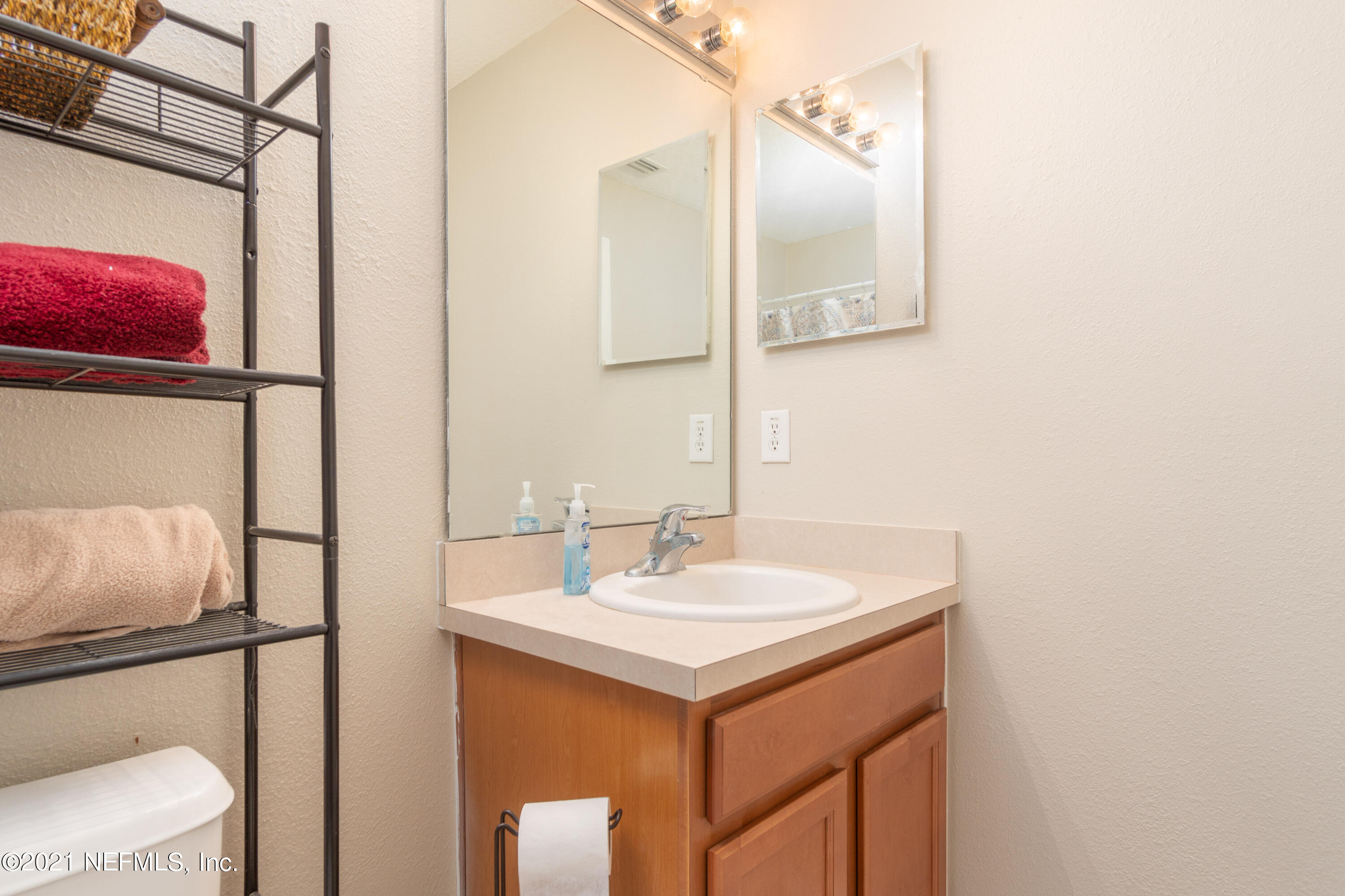 6402 Shortleaf Place Jacksonville, FL 32244 - Photo 33 of 38 Bedroom 2 bathroom