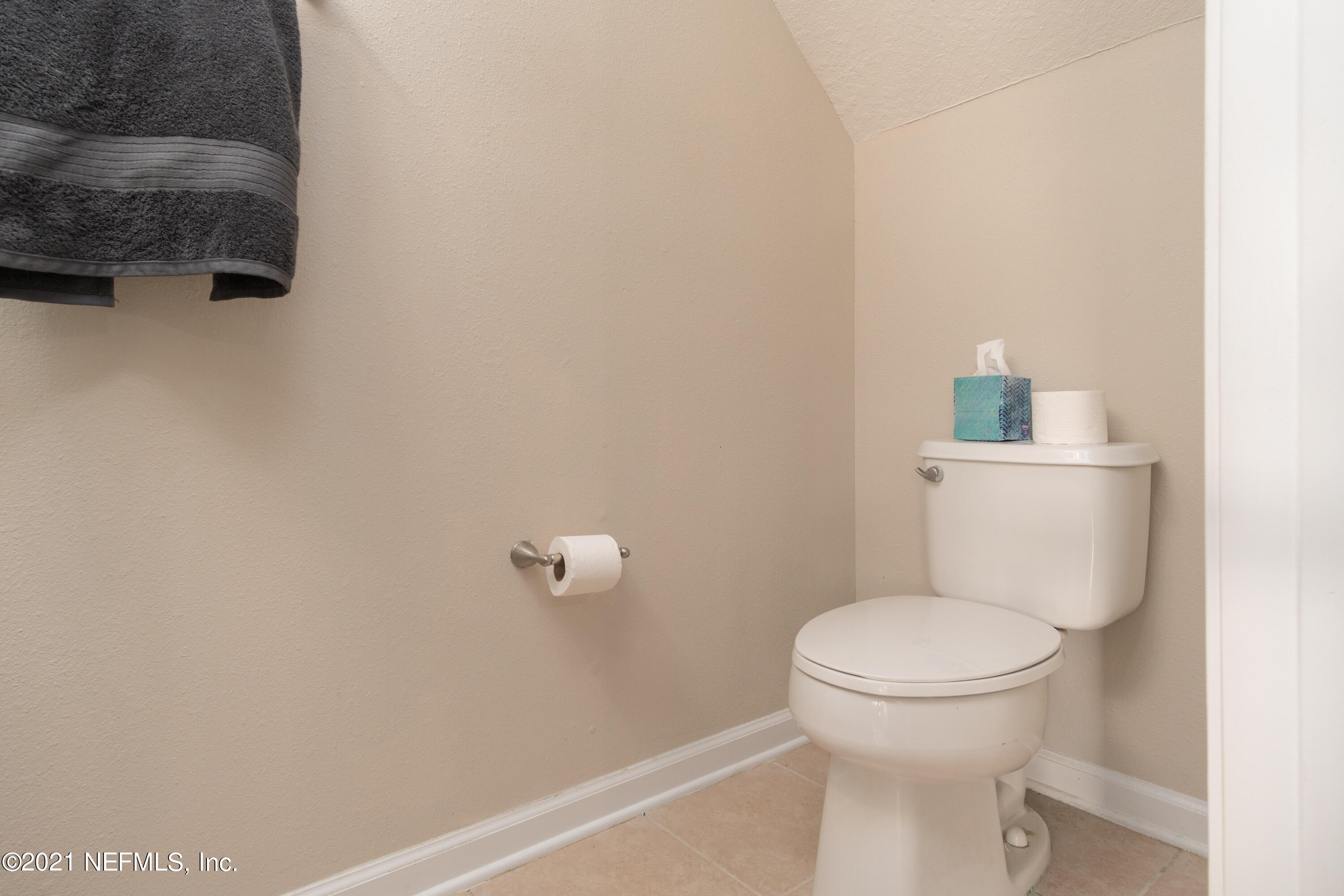 6402 Shortleaf Place Jacksonville, FL 32244 - Photo 7 of 38 Downstairs half bath