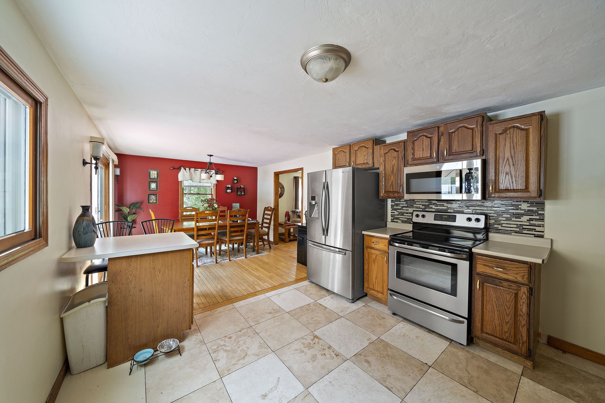 2072 State Road Plymouth, MA 02360 - Photo 6 of 42 Gallery Image 6