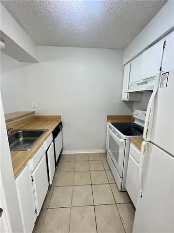 $1,050 | 102 Sandra Del Mar Drive, Mandeville, LA 70448