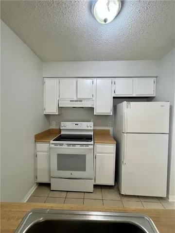 $1,050 | 102 Sandra Del Mar Drive, Mandeville, LA 70448