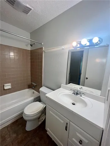 $1,050 | 102 Sandra Del Mar Drive, Mandeville, LA 70448