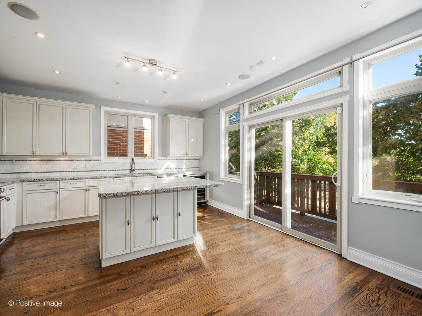 66 West 15th Street Chicago, IL 60605 - Photo 14 of 27